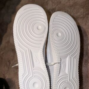 White Sneakers with Textured Soles